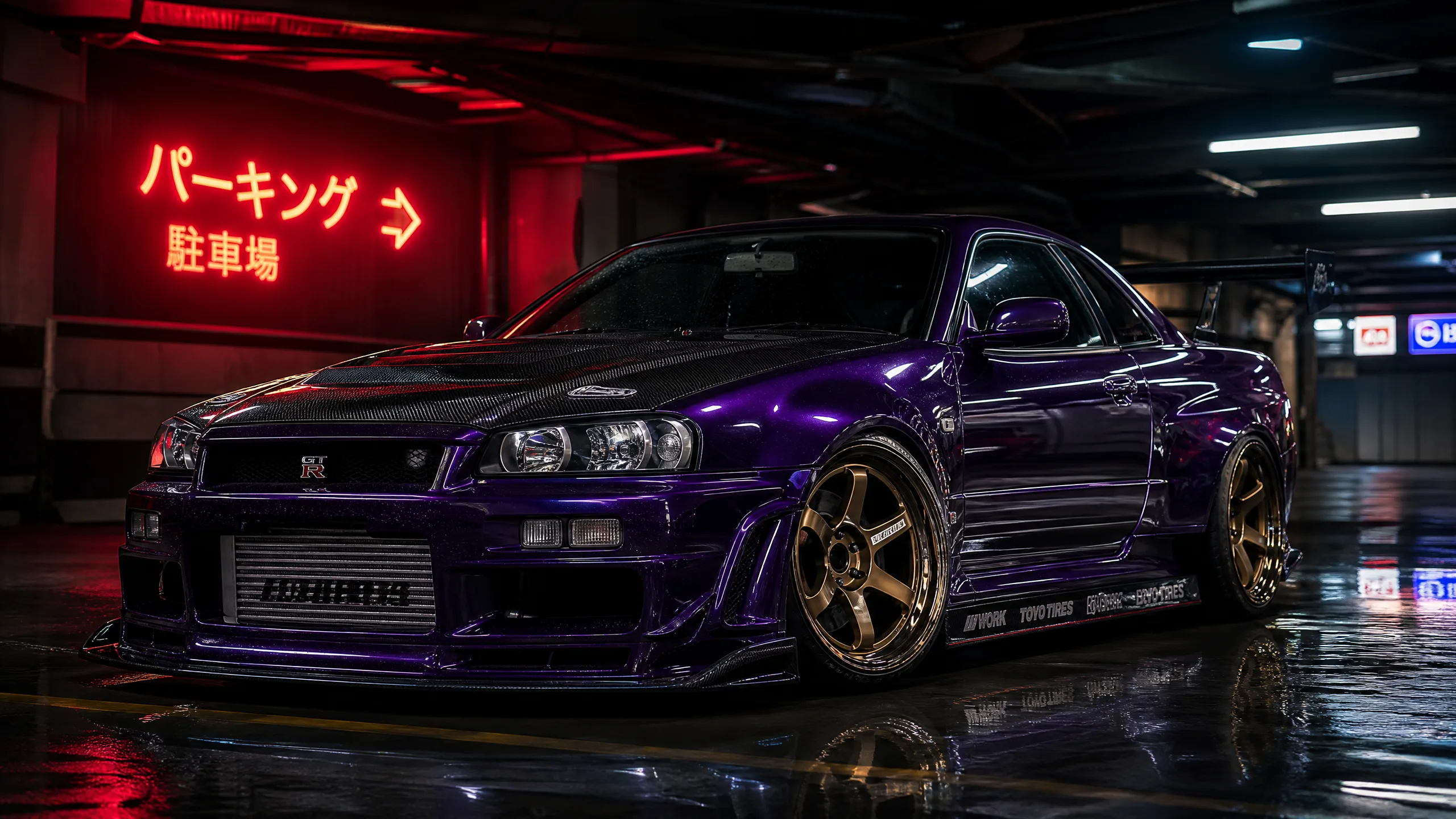 宽体改装紫色GT﻿R R34地下停车场展示